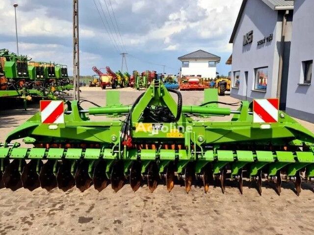 Амазони Другая, объемом двигателя 0 л и пробегом 0 тыс. км за 35331 $, фото 2 на Automoto.ua