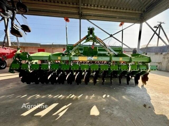 Амазоні Другая, об'ємом двигуна 0 л та пробігом 0 тис. км за 27160 $, фото 3 на Automoto.ua