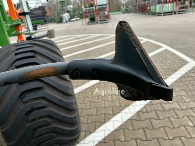 Амазоні Другая, об'ємом двигуна 0 л та пробігом 0 тис. км за 113951 $, фото 10 на Automoto.ua