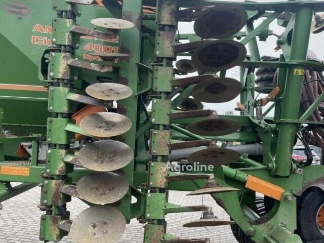 Амазоні Другая, об'ємом двигуна 0 л та пробігом 0 тис. км за 18512 $, фото 5 на Automoto.ua