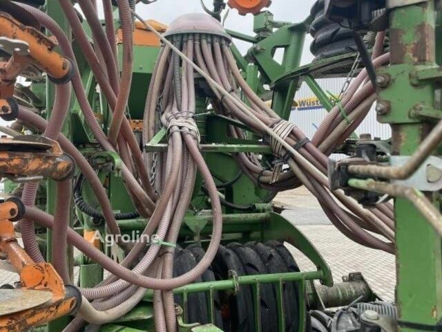 Амазоні Другая, об'ємом двигуна 0 л та пробігом 0 тис. км за 18512 $, фото 4 на Automoto.ua