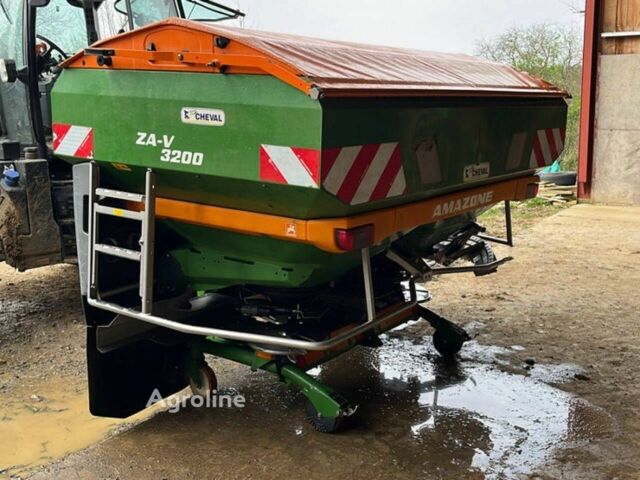 Амазоні Другая, об'ємом двигуна 0 л та пробігом 0 тис. км за 11047 $, фото 4 на Automoto.ua