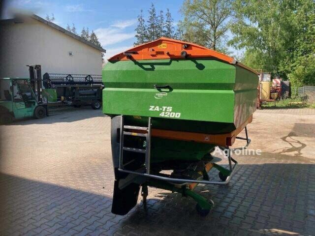 Амазони Другая, объемом двигателя 0 л и пробегом 0 тыс. км за 22405 $, фото 4 на Automoto.ua