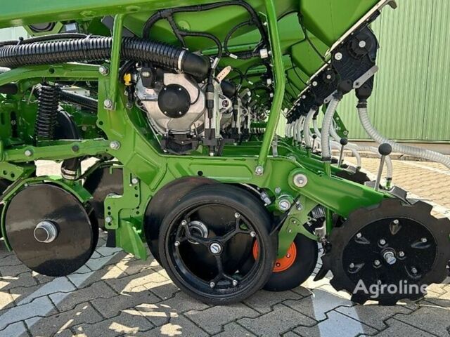 Зеленый Амазони Другая, объемом двигателя 0 л и пробегом 0 тыс. км за 112416 $, фото 8 на Automoto.ua