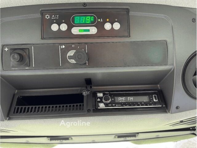 Зелений Амазоні Другая, об'ємом двигуна 0 л та пробігом 0 тис. км за 314632 $, фото 4 на Automoto.ua