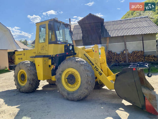 Желтый Амкодор ТО-18, объемом двигателя 10 л и пробегом 2 тыс. км за 9200 $, фото 7 на Automoto.ua