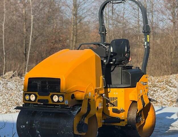 Желтый Аман ARX, объемом двигателя 0 л и пробегом 500 тыс. км за 21500 $, фото 1 на Automoto.ua