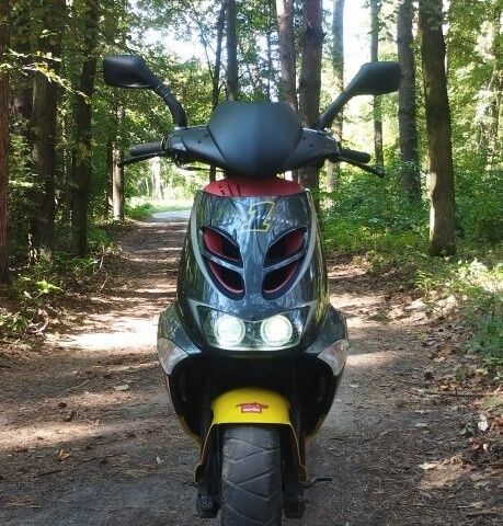 Априлия 3302, объемом двигателя 49 л и пробегом 0 тыс. км за 620 $, фото 1 на Automoto.ua