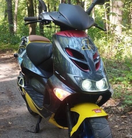 Априлия 3302, объемом двигателя 49 л и пробегом 0 тыс. км за 620 $, фото 7 на Automoto.ua