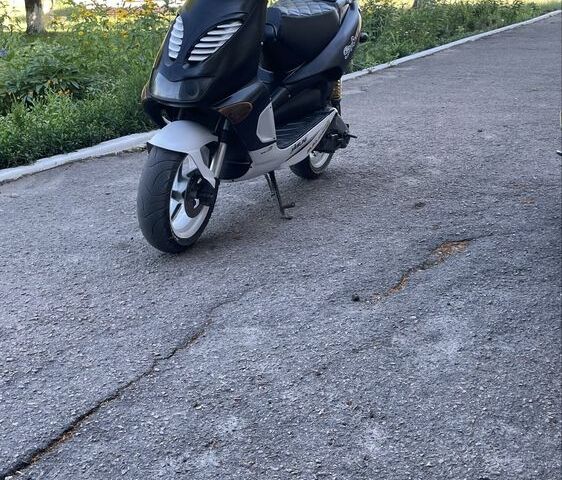 Априлия 5312, объемом двигателя 50 л и пробегом 0 тыс. км за 602 $, фото 4 на Automoto.ua