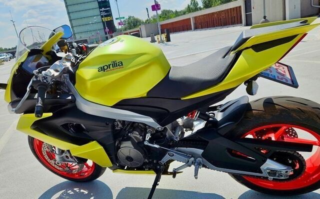 Априлія 95 XF 380, об'ємом двигуна 0.66 л та пробігом 0 тис. км за 8600 $, фото 6 на Automoto.ua
