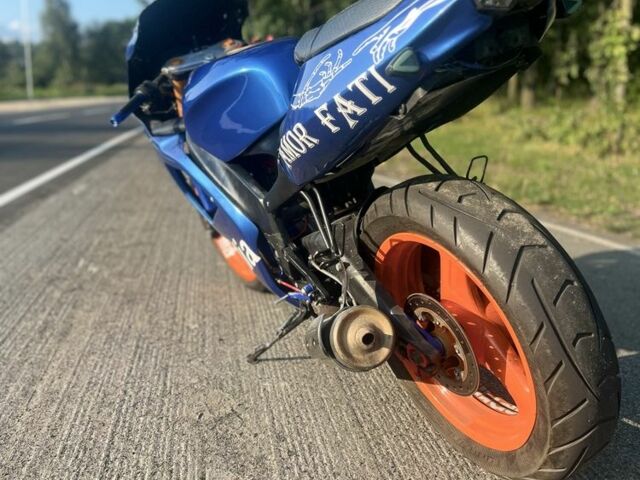 Априлия Другая, объемом двигателя 0.13 л и пробегом 0 тыс. км за 1000 $, фото 6 на Automoto.ua