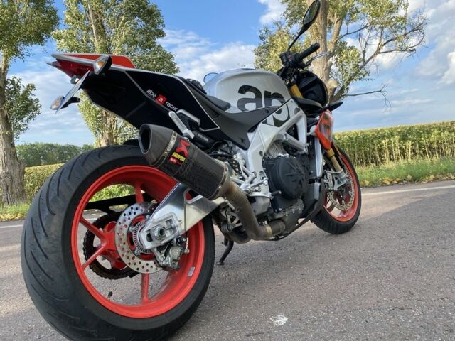 Априлія Інша, об'ємом двигуна 1.1 л та пробігом 0 тис. км за 17500 $, фото 3 на Automoto.ua