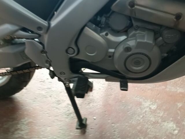 Априлия Пегасо, объемом двигателя 0.65 л и пробегом 0 тыс. км за 2150 $, фото 4 на Automoto.ua