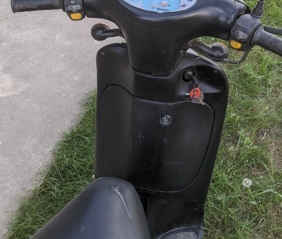 Априлія Скарабео, об'ємом двигуна 100 л та пробігом 0 тис. км за 563 $, фото 4 на Automoto.ua