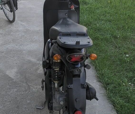Априлія Скарабео, об'ємом двигуна 100 л та пробігом 0 тис. км за 563 $, фото 6 на Automoto.ua