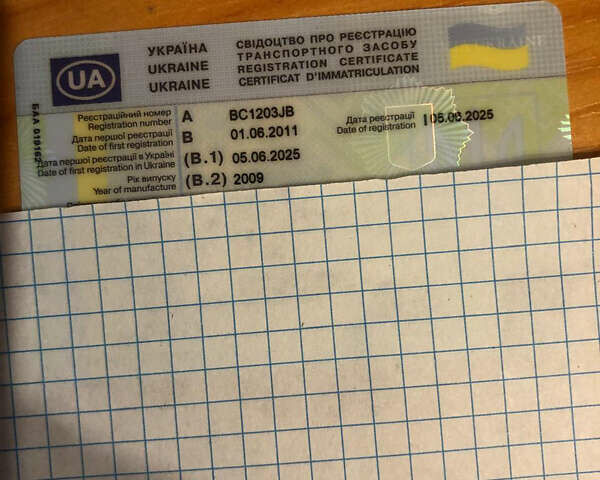 Белый Априлия Шивер, объемом двигателя 0.75 л и пробегом 57 тыс. км за 4999 $, фото 10 на Automoto.ua