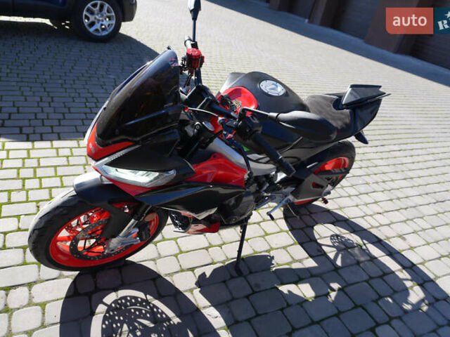 Черный Априлия Туоно, объемом двигателя 0.66 л и пробегом 7 тыс. км за 9850 $, фото 11 на Automoto.ua