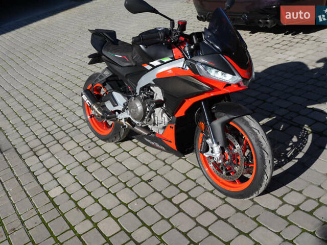 Черный Априлия Туоно, объемом двигателя 0.66 л и пробегом 7 тыс. км за 9850 $, фото 12 на Automoto.ua