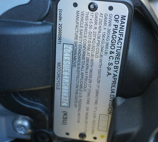 Черный Априлия Туоно, объемом двигателя 0.66 л и пробегом 7 тыс. км за 9850 $, фото 19 на Automoto.ua