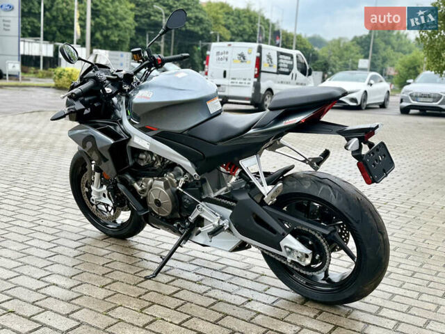 Априлія Туоно, об'ємом двигуна 0.66 л та пробігом 1 тис. км за 13590 $, фото 9 на Automoto.ua