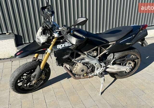 Чорний Априлія Dorsoduro 750 SMV, об'ємом двигуна 0 л та пробігом 7 тис. км за 2412 $, фото 2 на Automoto.ua