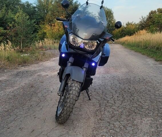 Априлия ETV 1000 Caponord, объемом двигателя 1 л и пробегом 0 тыс. км за 5200 $, фото 3 на Automoto.ua