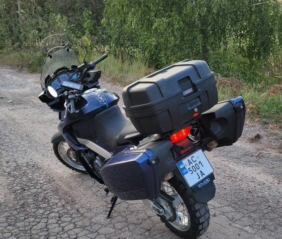 Априлия ETV 1000 Caponord, объемом двигателя 1 л и пробегом 0 тыс. км за 5200 $, фото 6 на Automoto.ua