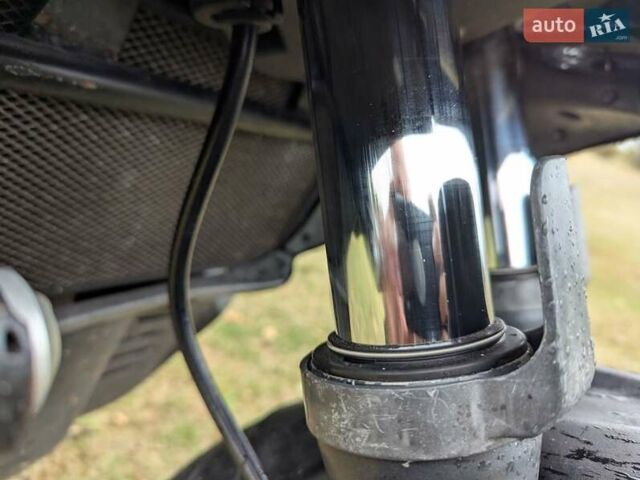 Априлия ETV 1000 Caponord 2001 в Сновск (Щорс) на Automoto.ua Синий Априлия ETV 1000 Caponord, объемом двигателя 1 л и пробегом 98 тыс. км за 4800 $, фото 9 на Automoto.ua