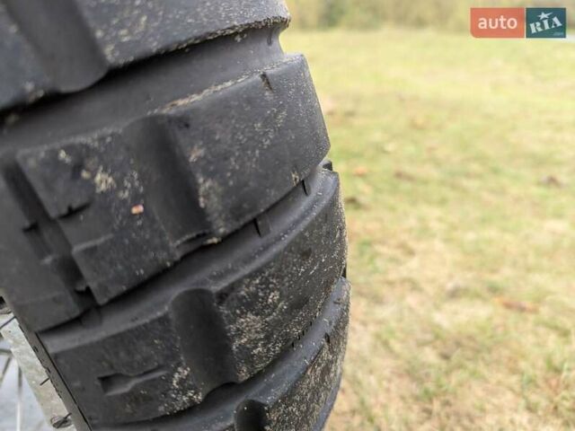 Априлия ETV 1000 Caponord 2001 в Сновск (Щорс) на Automoto.ua Синий Априлия ETV 1000 Caponord, объемом двигателя 1 л и пробегом 98 тыс. км за 4800 $, фото 2 на Automoto.ua