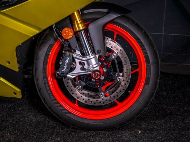 Априлія RS 660, об'ємом двигуна 0.66 л та пробігом 0 тис. км за 13000 $, фото 8 на Automoto.ua