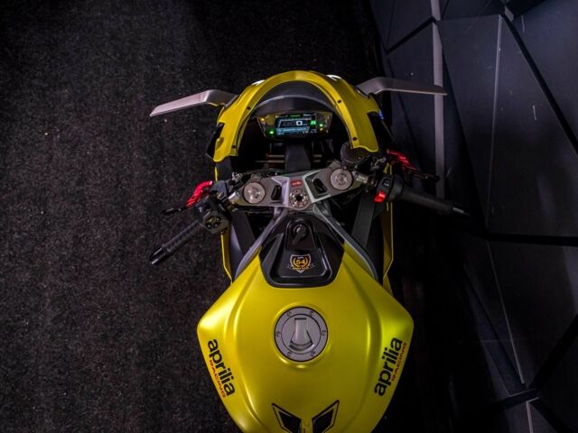 Априлія RS 660, об'ємом двигуна 0.66 л та пробігом 0 тис. км за 13000 $, фото 12 на Automoto.ua