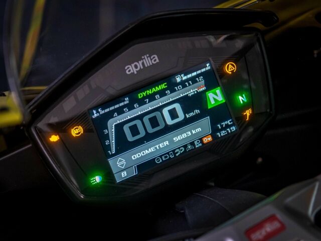 Априлія RS 660, об'ємом двигуна 0.66 л та пробігом 0 тис. км за 13000 $, фото 13 на Automoto.ua