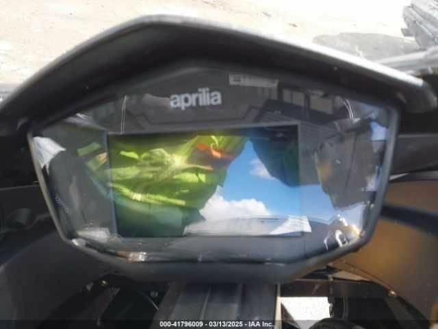 Априлия RS 660, объемом двигателя 0.66 л и пробегом 0 тыс. км за 3800 $, фото 6 на Automoto.ua