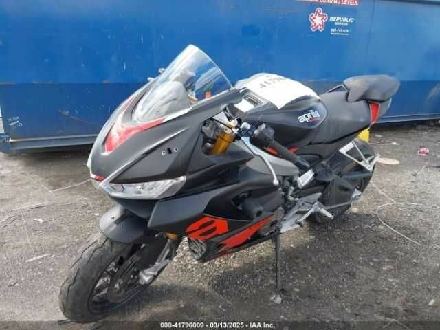 Априлия RS 660, объемом двигателя 0.66 л и пробегом 0 тыс. км за 3800 $, фото 1 на Automoto.ua