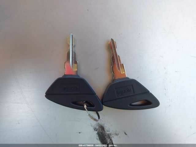 Априлия RS 660, объемом двигателя 0.66 л и пробегом 0 тыс. км за 3800 $, фото 10 на Automoto.ua