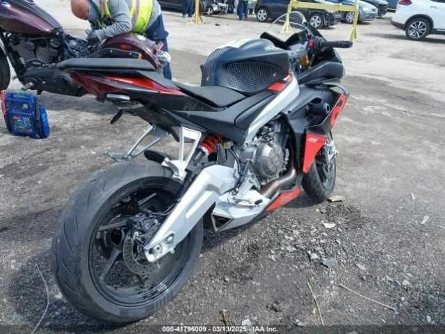 Априлия RS 660, объемом двигателя 0.66 л и пробегом 0 тыс. км за 3800 $, фото 3 на Automoto.ua