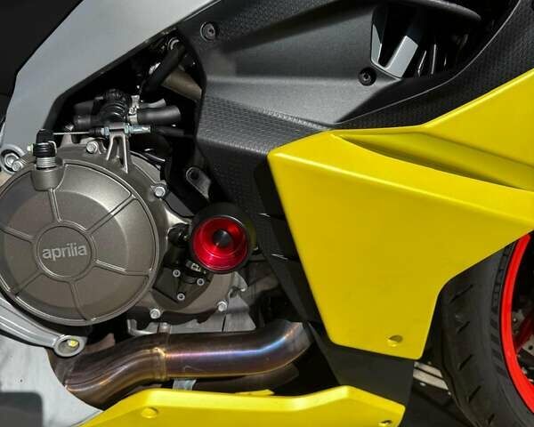 Жовтий Априлія RS 660, об'ємом двигуна 0.66 л та пробігом 5 тис. км за 13150 $, фото 4 на Automoto.ua