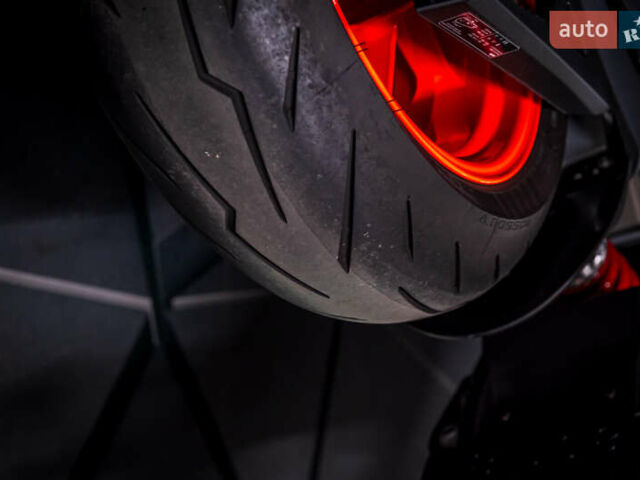 Жовтий Априлія RS 660, об'ємом двигуна 0.66 л та пробігом 5 тис. км за 13000 $, фото 21 на Automoto.ua