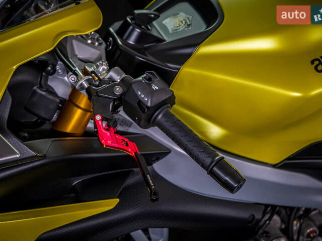 Жовтий Априлія RS 660, об'ємом двигуна 0.66 л та пробігом 5 тис. км за 13000 $, фото 16 на Automoto.ua