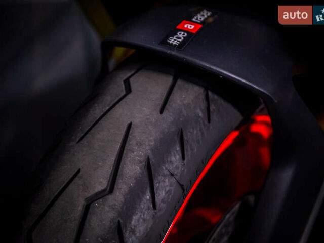 Жовтий Априлія RS 660, об'ємом двигуна 0.66 л та пробігом 5 тис. км за 13000 $, фото 22 на Automoto.ua