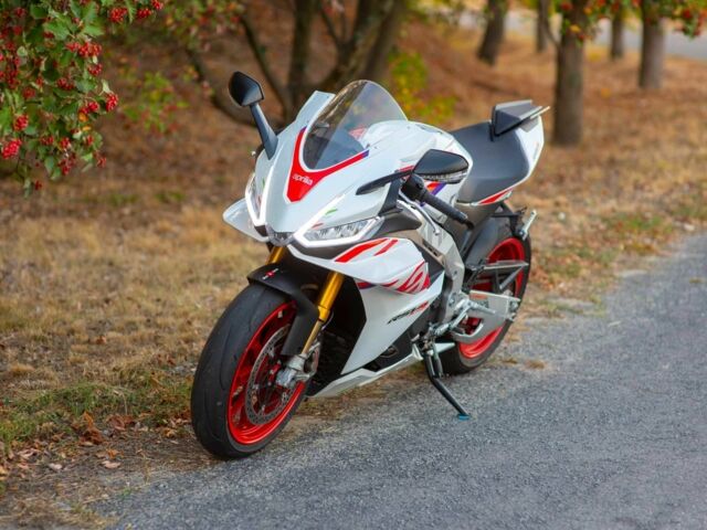 Априлия RSV4, объемом двигателя 1.1 л и пробегом 0 тыс. км за 25000 $, фото 1 на Automoto.ua
