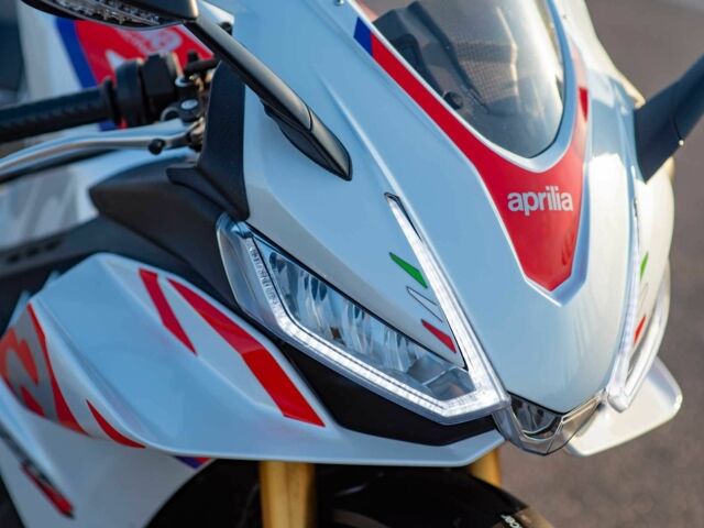 Априлия RSV4, объемом двигателя 1.1 л и пробегом 0 тыс. км за 25000 $, фото 11 на Automoto.ua