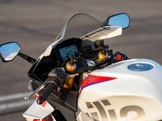 Априлия RSV4, объемом двигателя 1.1 л и пробегом 0 тыс. км за 25000 $, фото 5 на Automoto.ua