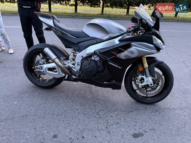 Серый Априлия RSV4, объемом двигателя 1 л и пробегом 3 тыс. км за 17900 $, фото 9 на Automoto.ua