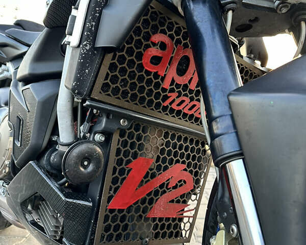 Чорний Априлія Tuono 1000 R, об'ємом двигуна 1 л та пробігом 24 тис. км за 6500 $, фото 6 на Automoto.ua