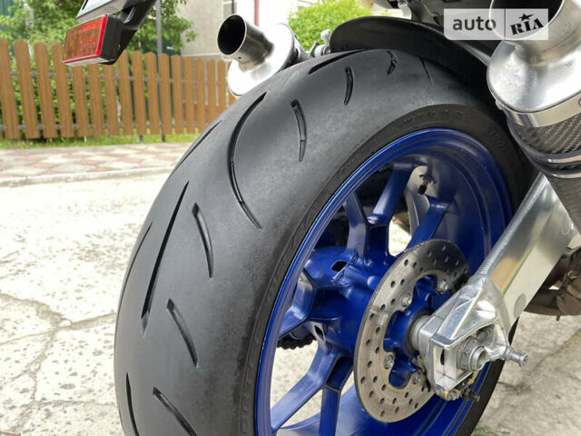 Априлія Tuono 1000 R, об'ємом двигуна 1 л та пробігом 15 тис. км за 5950 $, фото 17 на Automoto.ua