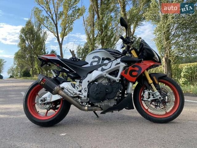 Серый Априлия Tuono V4 1100, объемом двигателя 0 л и пробегом 10 тыс. км за 18100 $, фото 5 на Automoto.ua