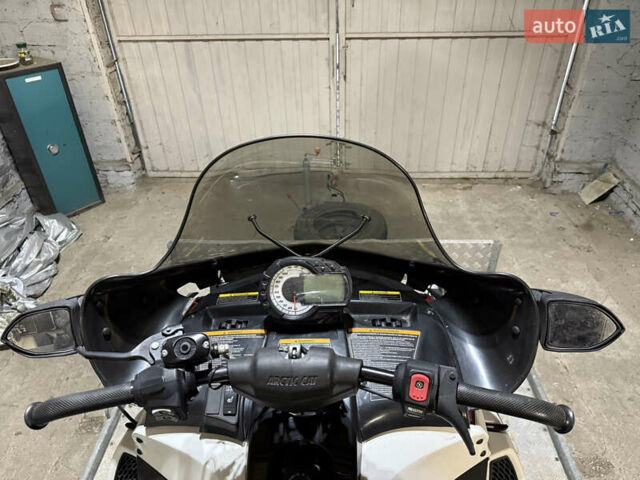 Красный Арктик кэт ТЗ1, объемом двигателя 1 л и пробегом 1 тыс. км за 10800 $, фото 12 на Automoto.ua