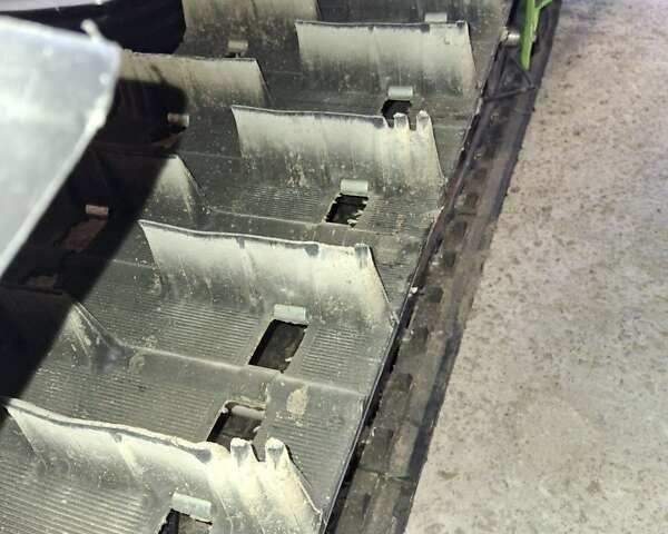 Арктик кэт M 8000 Mountain, объемом двигателя 0.8 л и пробегом 1 тыс. км за 10000 $, фото 4 на Automoto.ua